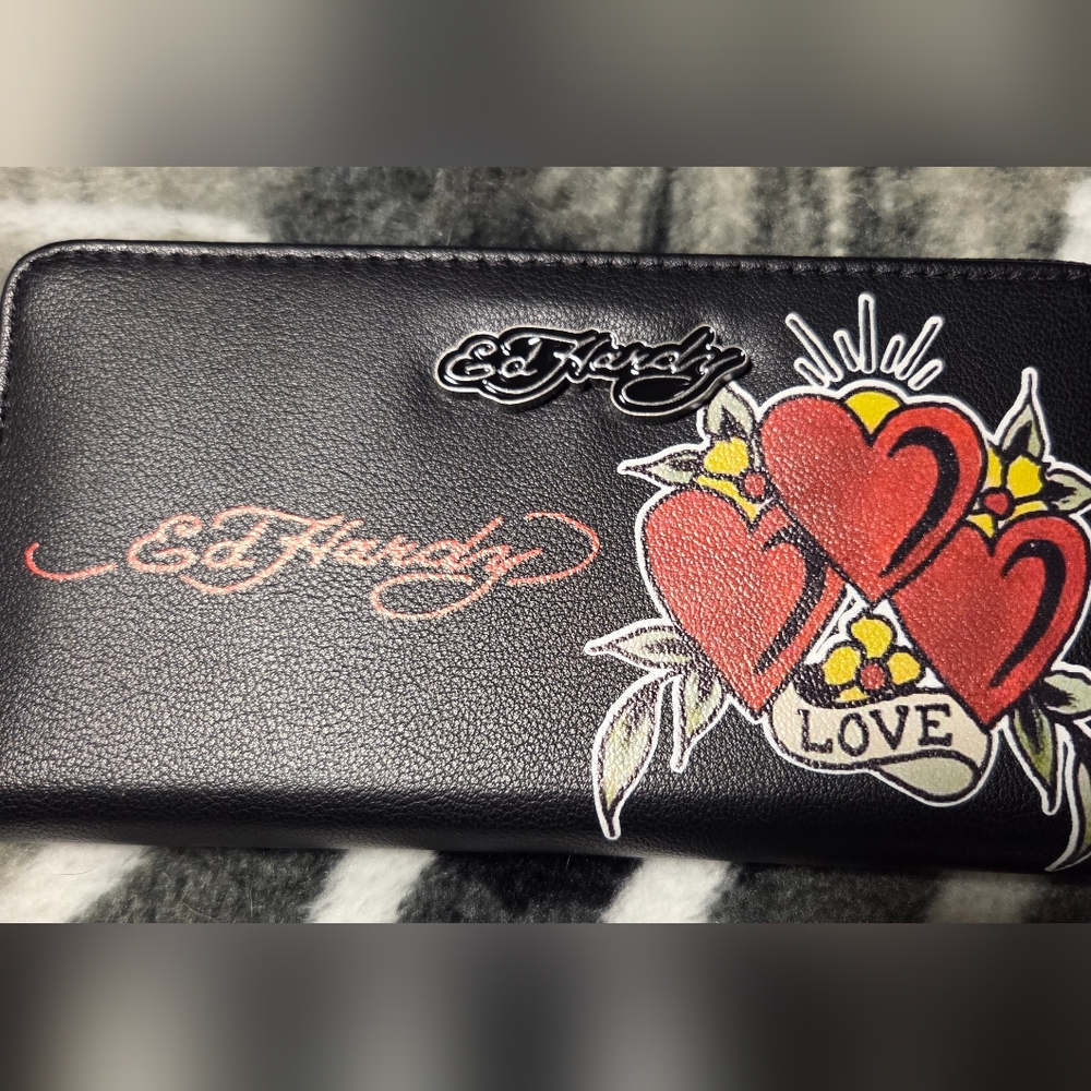 Ed Hardy Black Wallet with Heart and Love Design